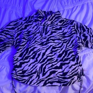 Open back Zebra Motel Rocks shirt